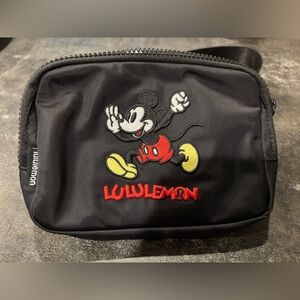 Lululemon belt bag